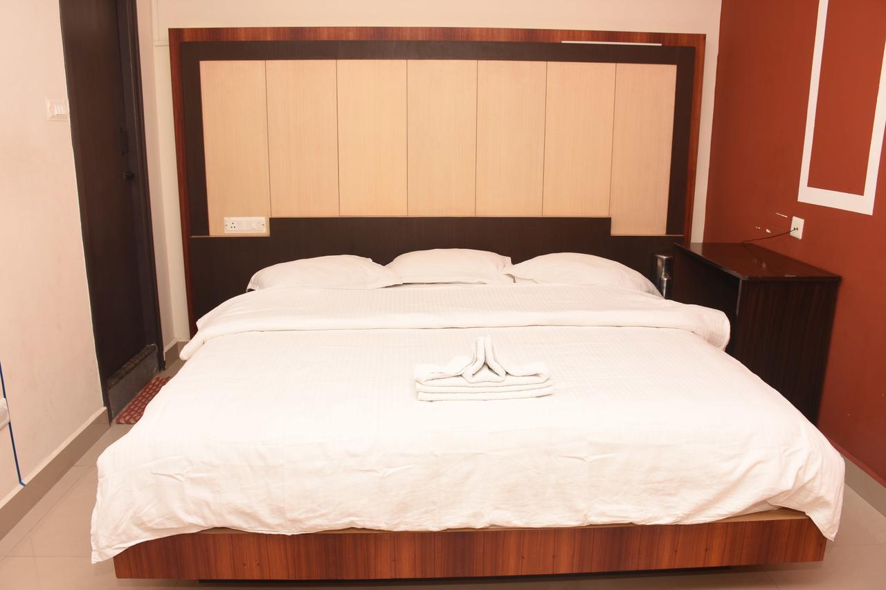 Hotel Star Msr Residency à Perambalur Extérieur photo