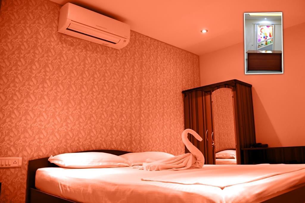 Hotel Star Msr Residency à Perambalur Extérieur photo