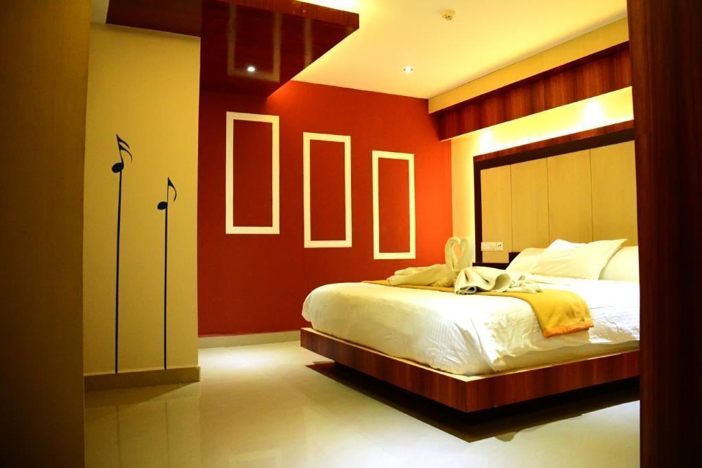 Hotel Star Msr Residency à Perambalur Extérieur photo
