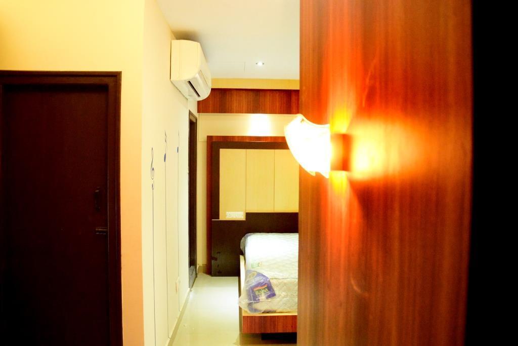 Hotel Star Msr Residency à Perambalur Extérieur photo
