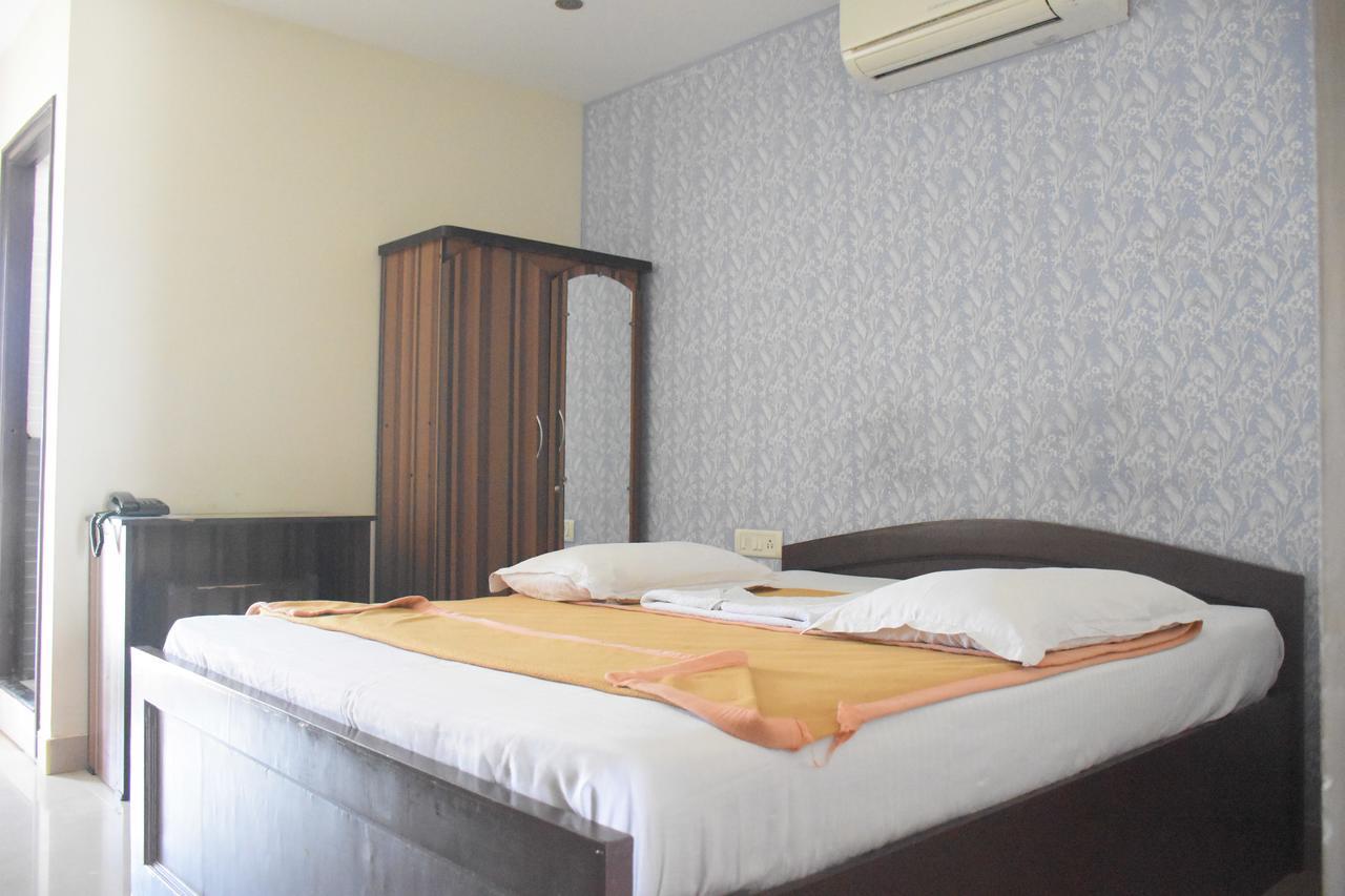 Hotel Star Msr Residency à Perambalur Extérieur photo