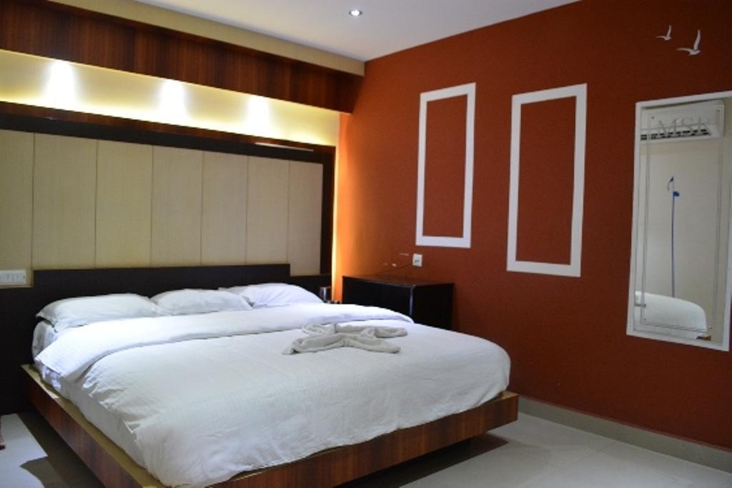 Hotel Star Msr Residency à Perambalur Extérieur photo